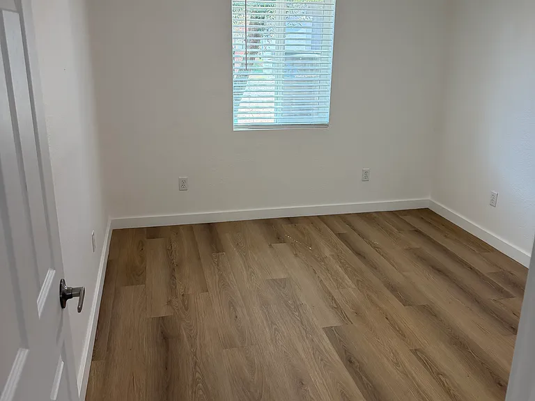 1106 E Meadowbrook Ave #1106 — Photo 6
