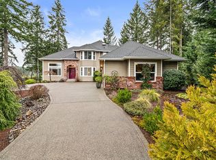 330 E Soderberg Rd, Allyn, WA 98524