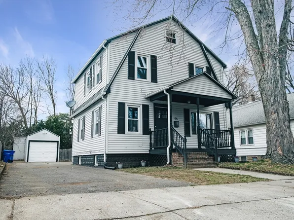 95 Upton St, Springfield, MA 01104