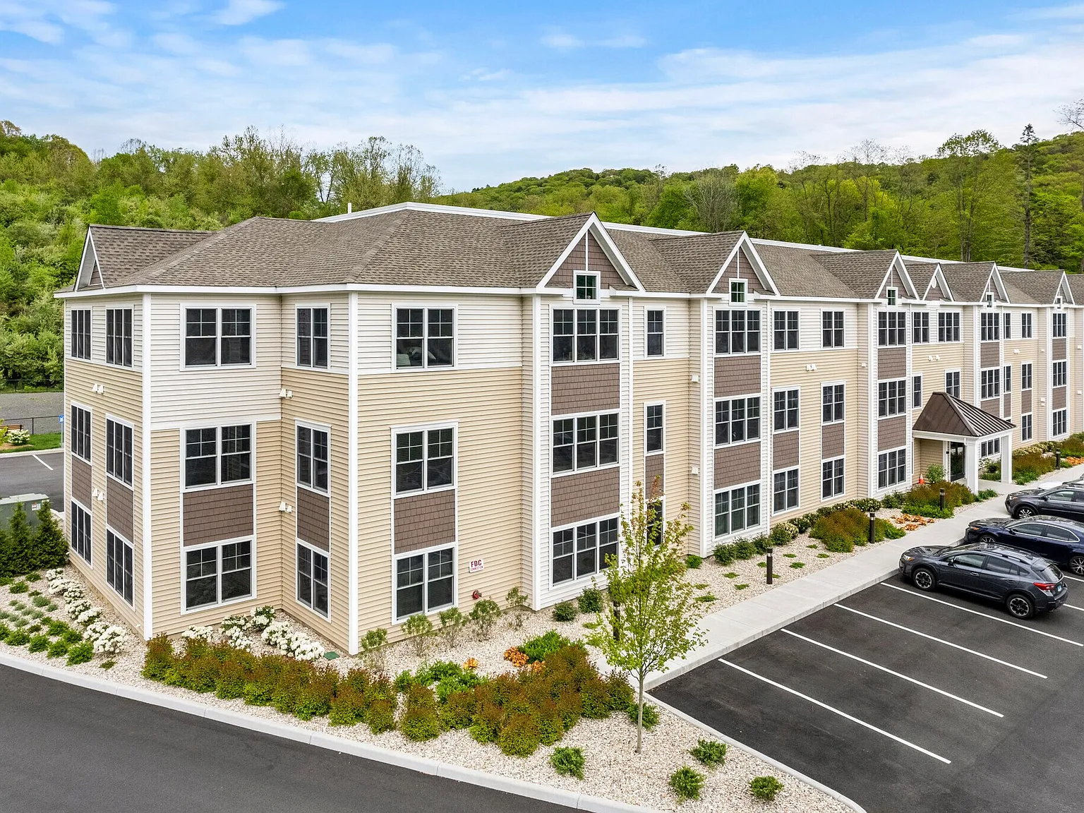 The Residences at the Kestrel — Photo 3