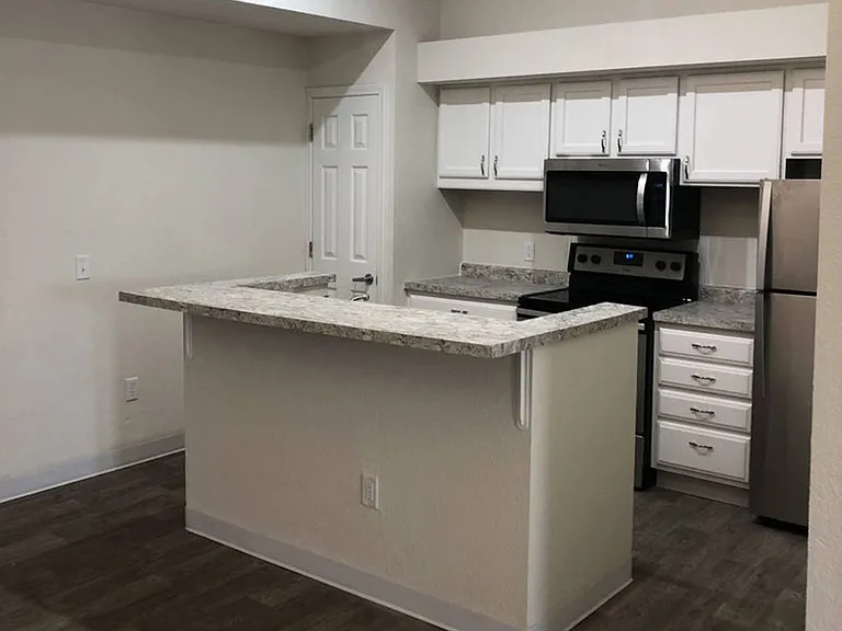 312 Springfield Ave — Photo 6