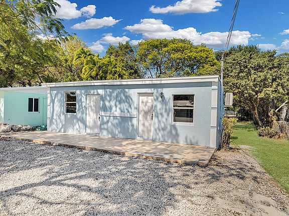 2nd image of 53 Hibiscus Ln