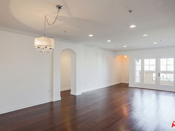 2nd image of 1845 Federal Ave APT 401