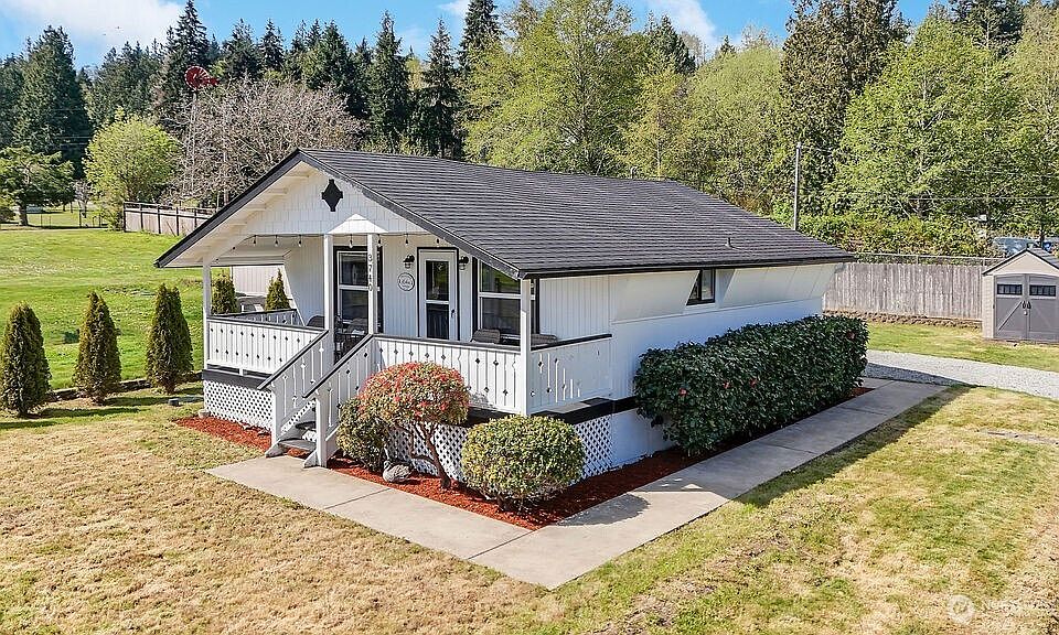 1st image of 3740 Paradise Bay Rd