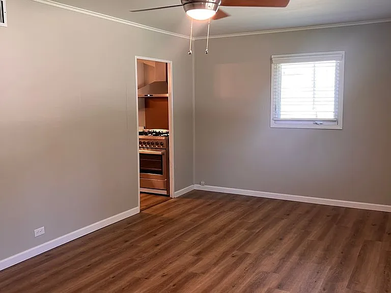 1522 Adams St — Photo 9