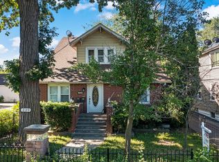 239 Ashland Ave, Highwood, IL 60040