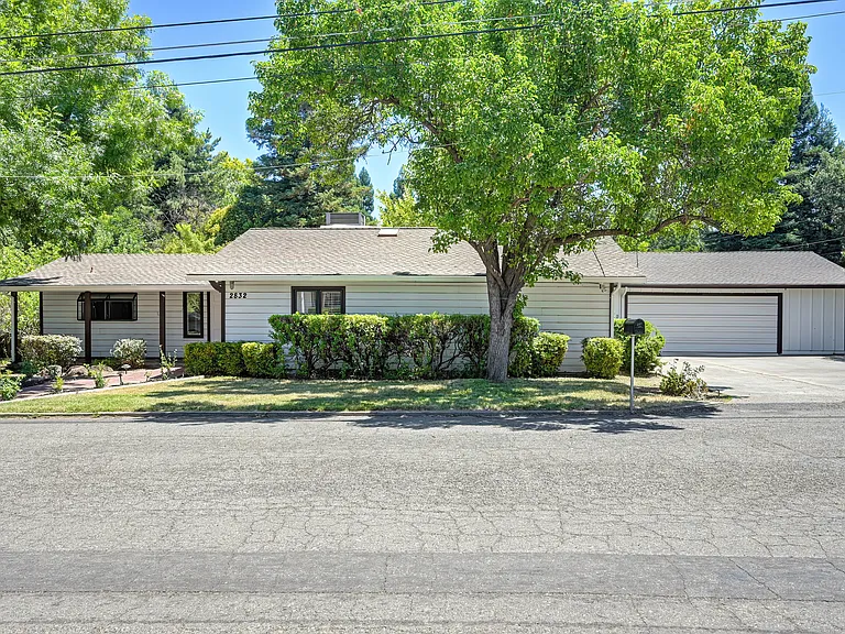 2832 Scandia Way — Photo 2