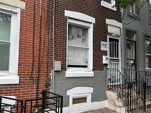 2nd image of 1905 E Wishart St