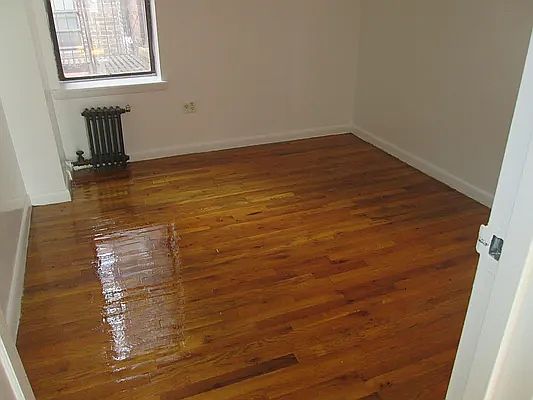 2nd image of 1621 Lexington Ave APT 11