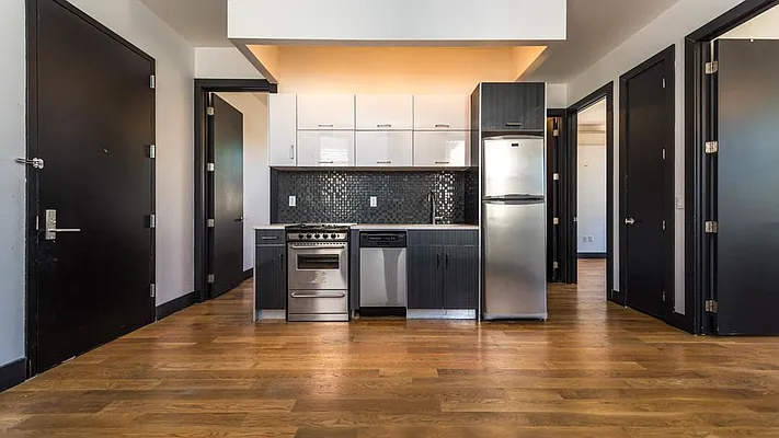 Rented by Nooklyn NYC LLC | media 24