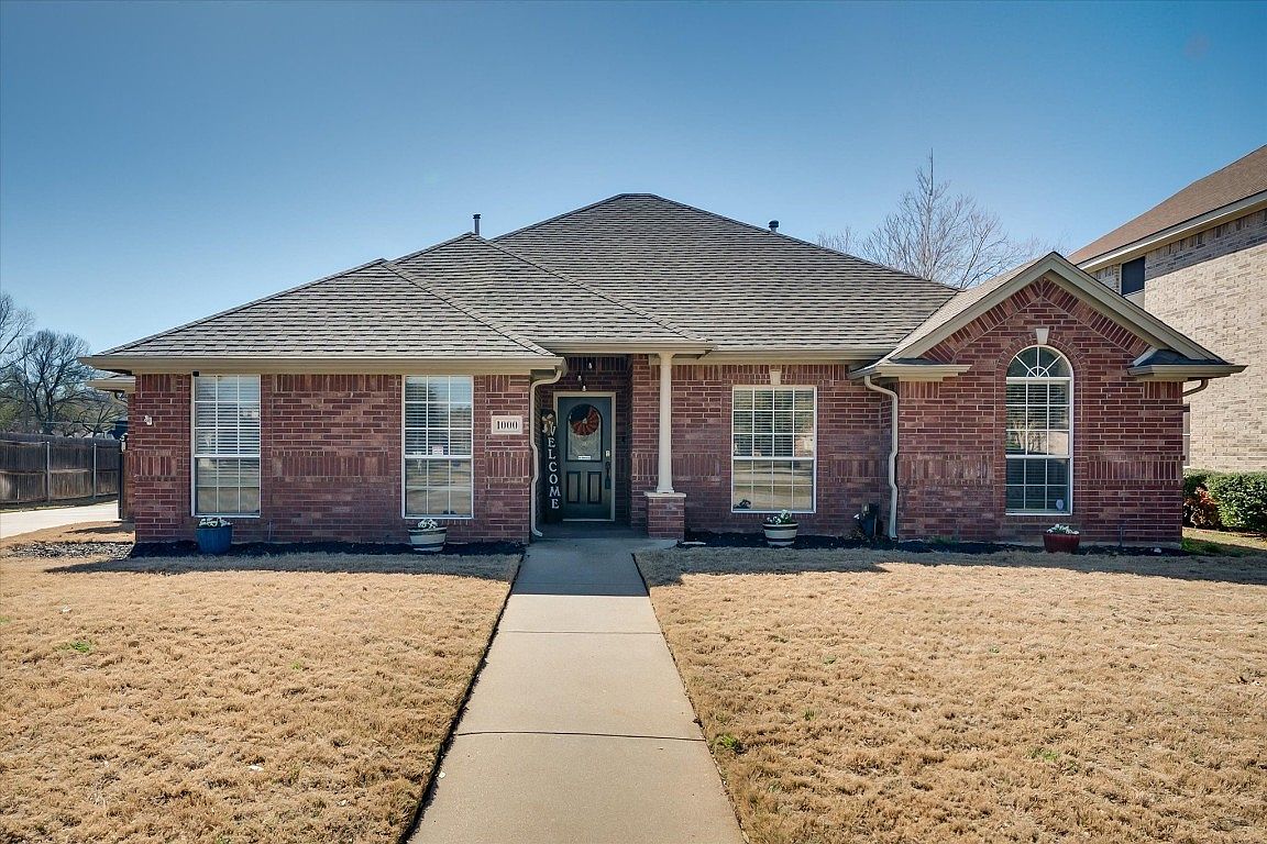 1000 Hollow Creek Rd, Burleson, TX 76028 Zillow