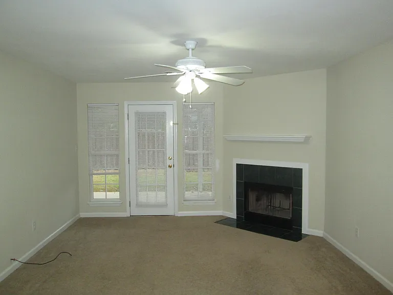 413 Northrop Pl — Photo 3