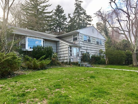 5th image of 75 Midchester Ave