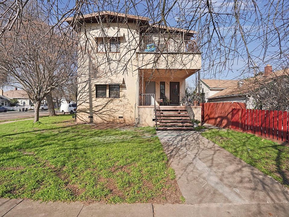1st image of 743 W Park St