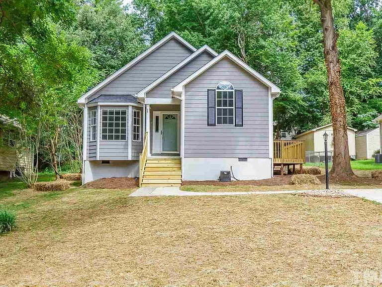 318 Wilson St — Photo 1