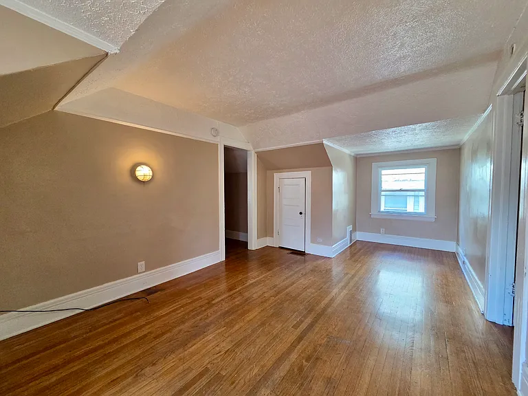 143.5 Westminster Rd #143.5 — Photo 2