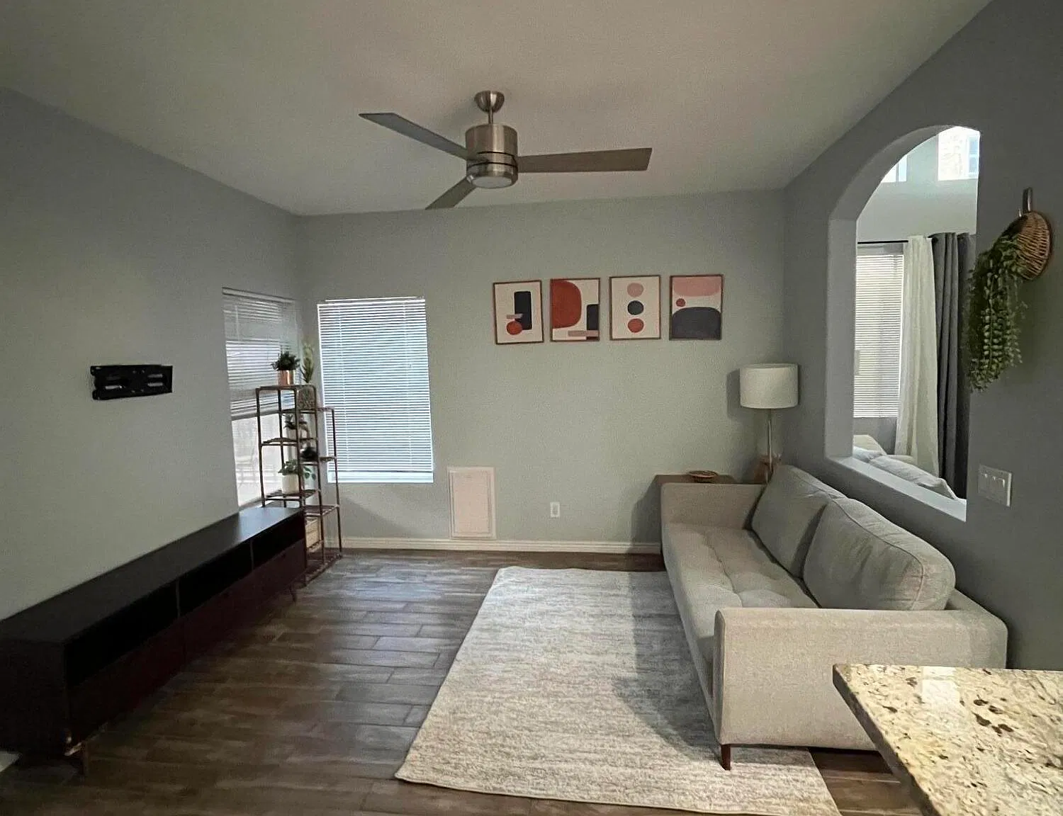 3 bed, 2.5 bath, 1557 sqft, $2,300 — Photo 4