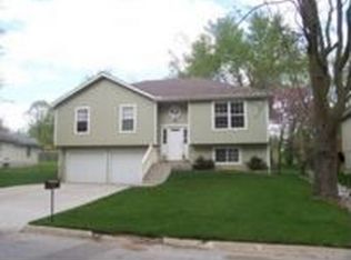 1326 Delaware St, Leavenworth, KS 66048