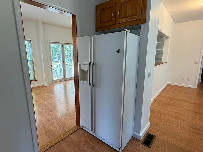 102 Sunset Dr — Photo 6