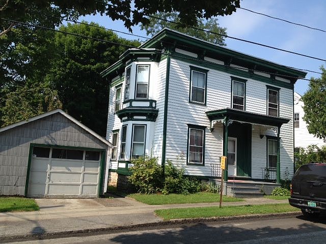 2nd image of 197 Main St
