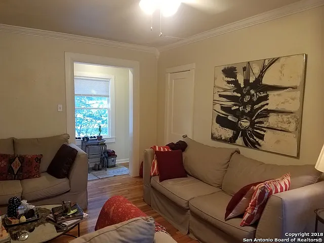 2 bed, 2.0 bath, 4255 sqft, $1,450 — Photo 4