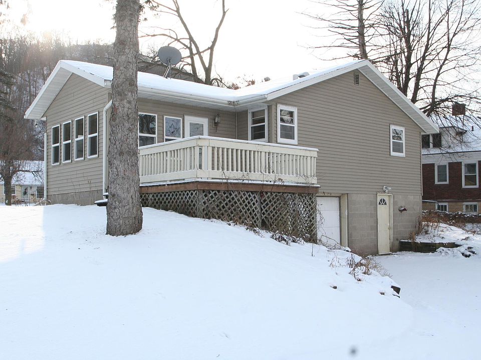 572 E 7th St B, Red Wing, MN 55066 Zillow