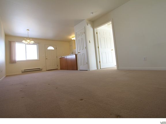 3rd image of 1502 38th St W Unit 13