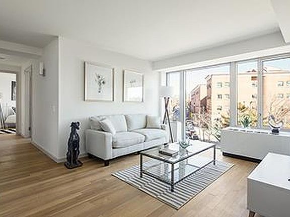 3rd image of 448 W 167th St #8D