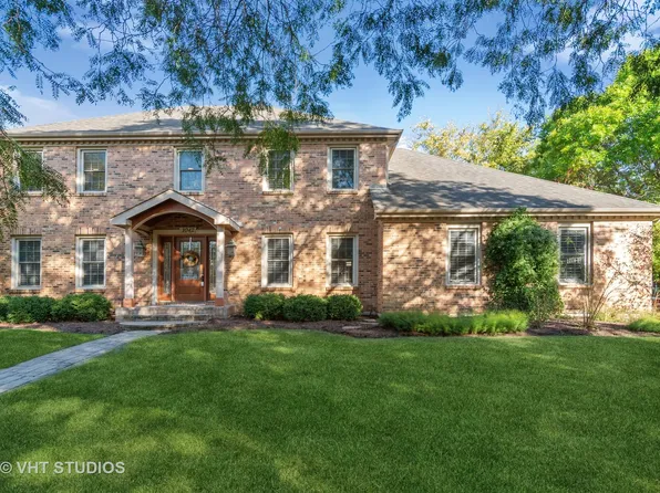 1042 Augustana Dr, Naperville, IL 60565