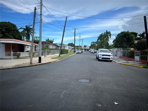 A Street Colinas De Vista Alegre Calle A #URB-13, Bayamon, PR 00956