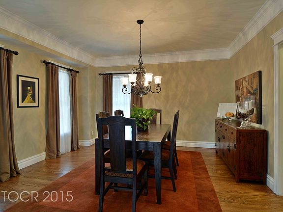 5th image of 126 Irving St