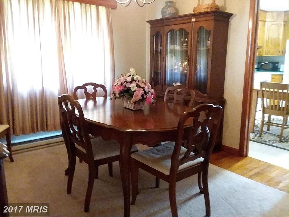 204 Glen St, Chestertown, MD 21620 Zillow