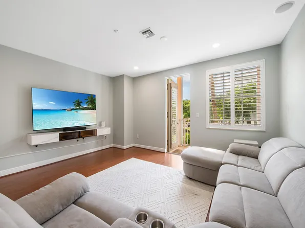 424 SW 13th Terrace #424, Fort Lauderdale, FL 33312