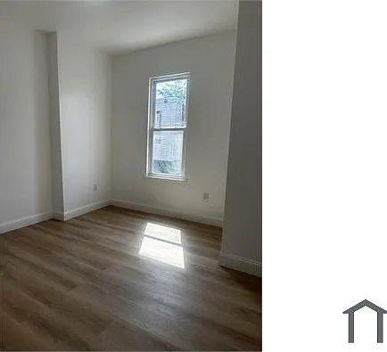 36 S Redfield St #B — Photo 2