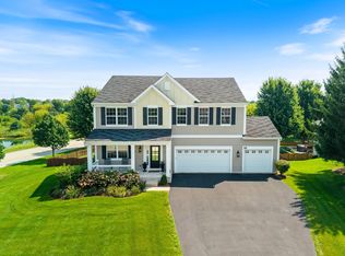 391 Copper Springs Ln, Elgin, IL 60124