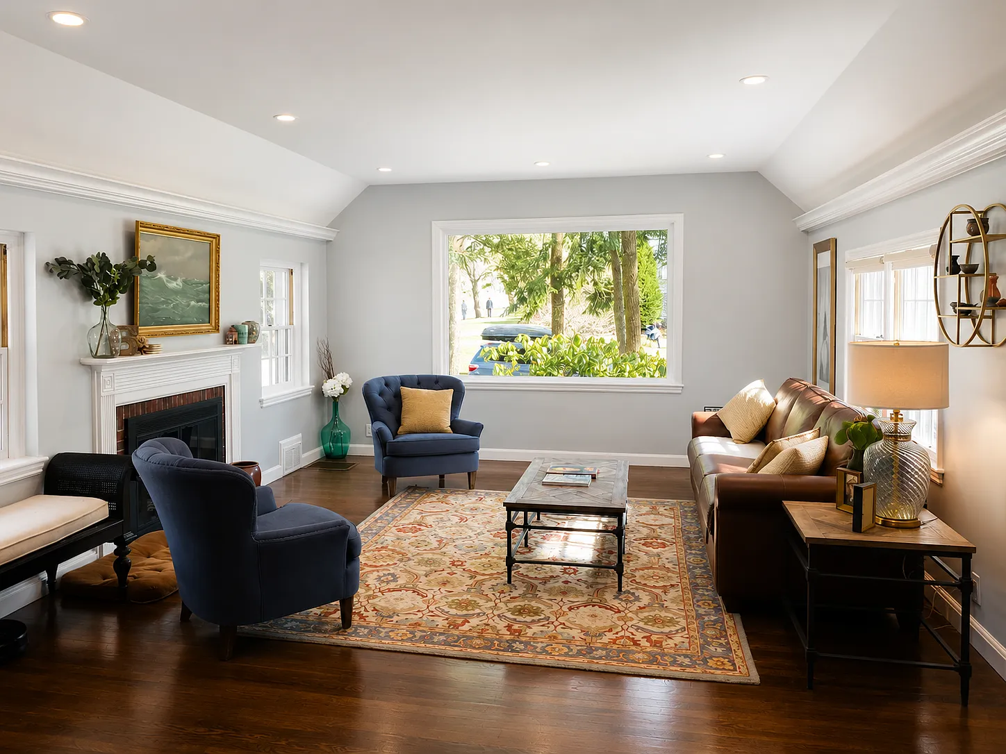 4 bed, 3231 sqft, $9,000 — Photo 3