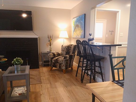 5th image of 2228 Mission Ave #2228