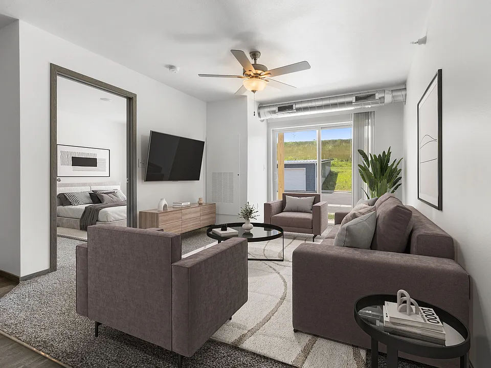 Split Rock Village Apartments & Townhomes