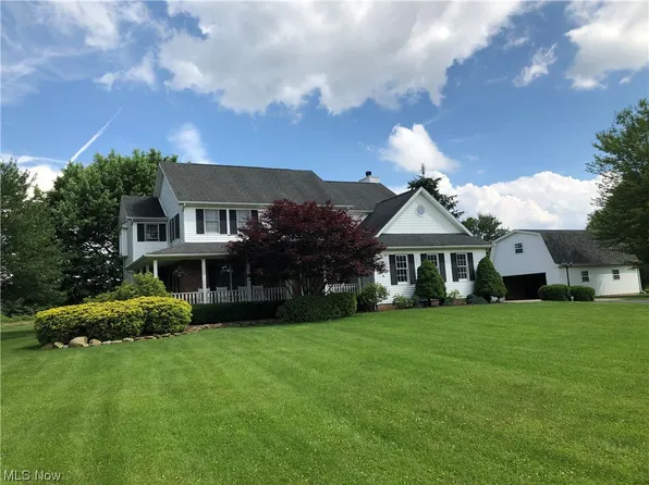 11225 Fox Run Ln, Canfield, OH 44406