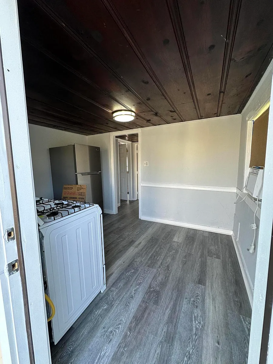 Building Photo - 321 N 11th St #D