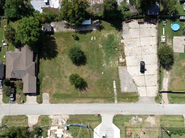 7942 Richland Dr, Houston, TX 77028