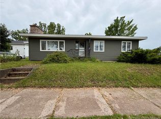 88 Watson Ave, Moncton, NB E1C 8C3