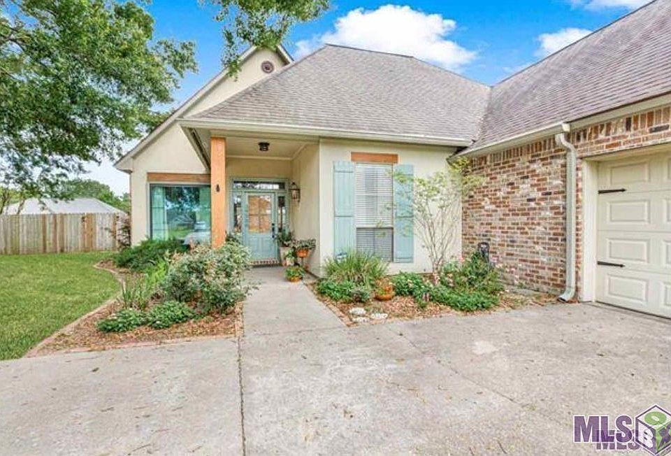 1st image of 39530 Myrtle Oak Ct