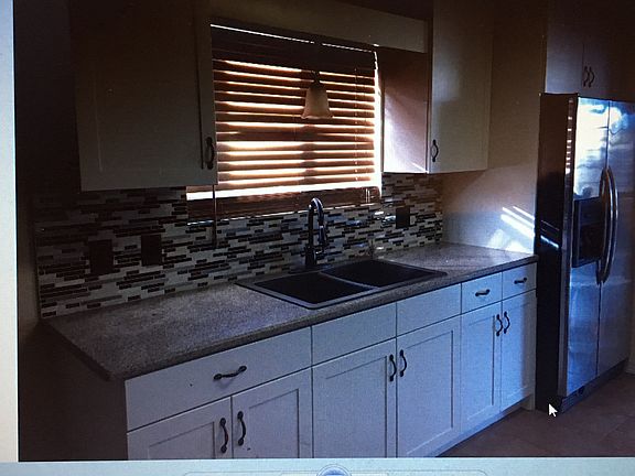 2nd image of 3729 Los Alamos