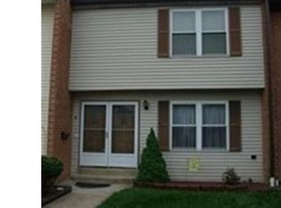 8 Canoe Ct, Newark, DE 19702