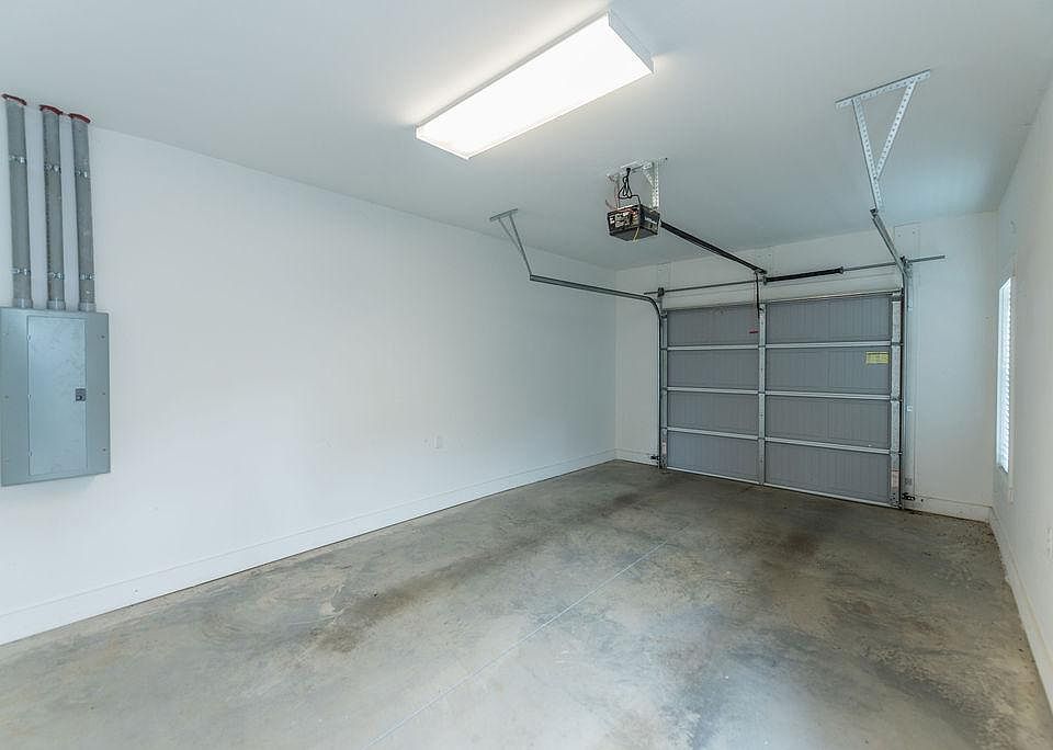 single car garage