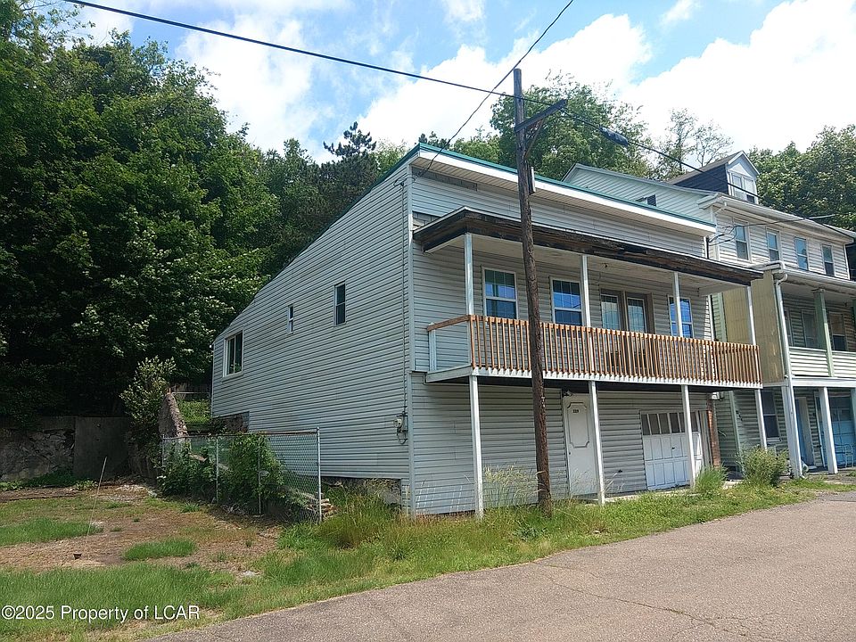 1st image of 2219 High St