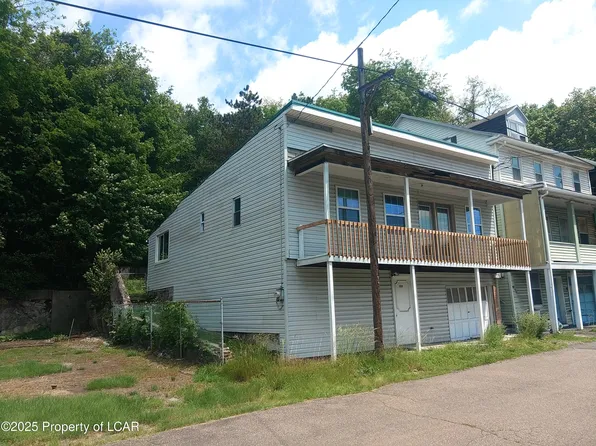 2219 High St, Mahanoy Plane, PA 17949