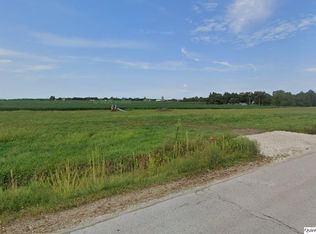 320 Main St, Camp Pt, IL 62320