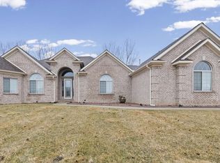 28796 Liparoto Blvd, Flat Rock, MI